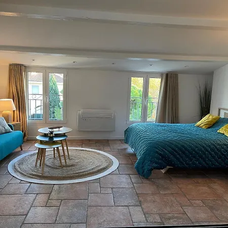 Suquet Beautiful Duplex Apartman